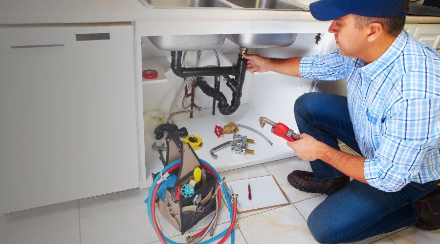 Expert burst pipe repair services in Gladwin, MI